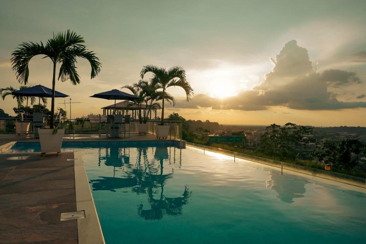 The View Hotel Cumanda  外观 照片