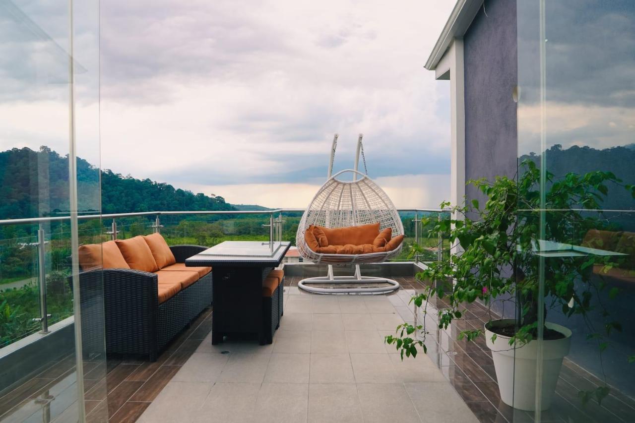 The View Hotel Cumanda  外观 照片